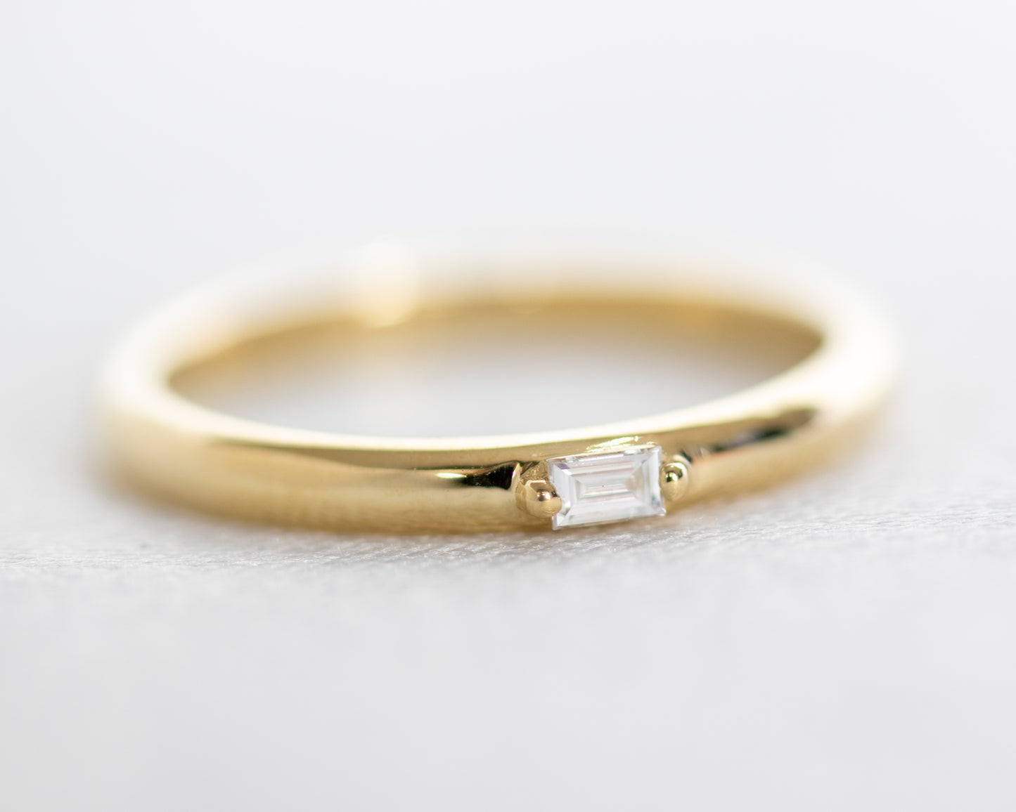 14K Gold Baguette Diamond Ring — Solitaire Prong Set Natural Diamond